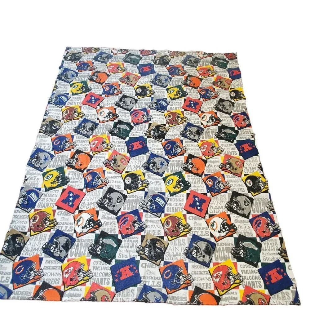 Vintage 90s NFL Felt King Blanket‎ Coverlet Tapestry USA 70 X 84